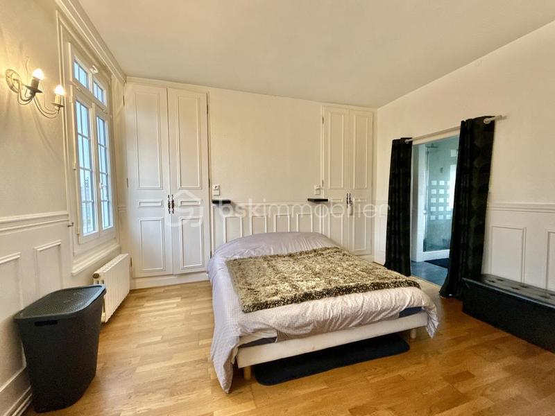 Maison - 175 m² - 6 pièces