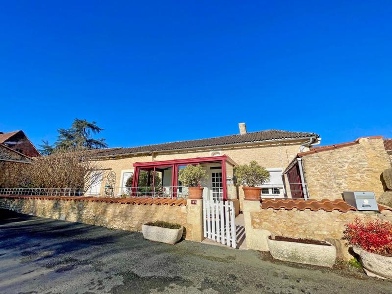 Maison en pierre - 95 m² - 3 pièces