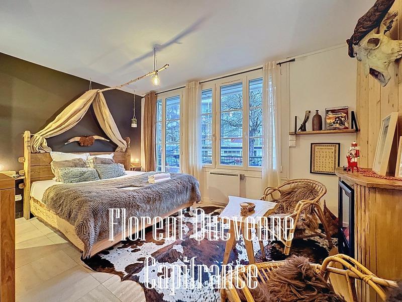 Immeuble - 72 m² - 4 pièces