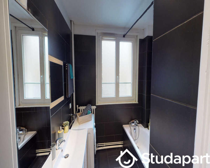 Chambre - 90 m² - 1 pièce