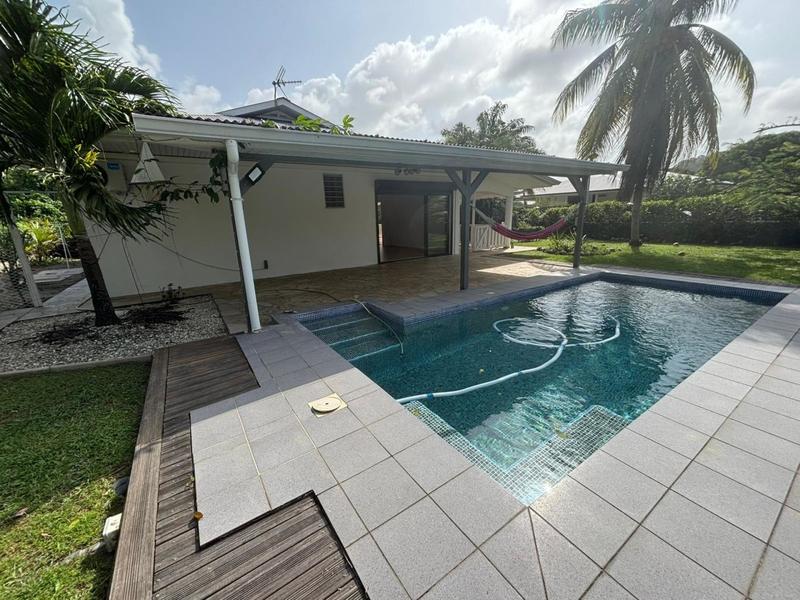 Villa - 111 m² - 4 pièces