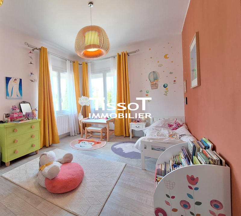 Maison - 193 m² - 6 pièces