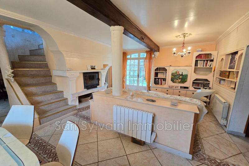 Maison - 122 m² - 6 pièces