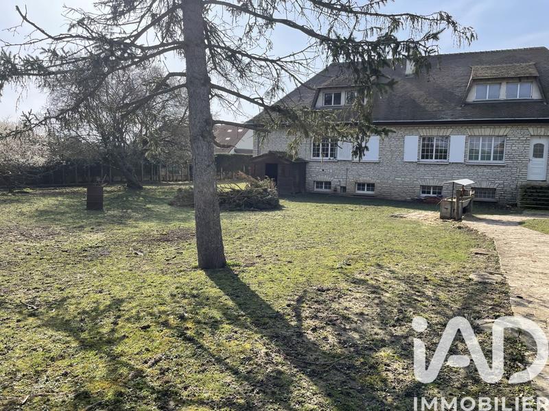 Maison - 209 m² - 7 pièces