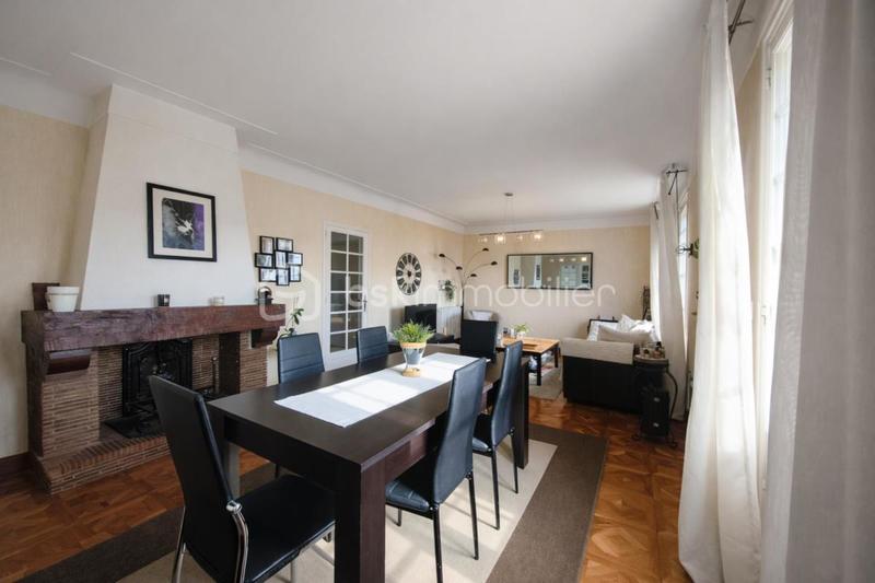 Maison - 160 m² - 6 pièces