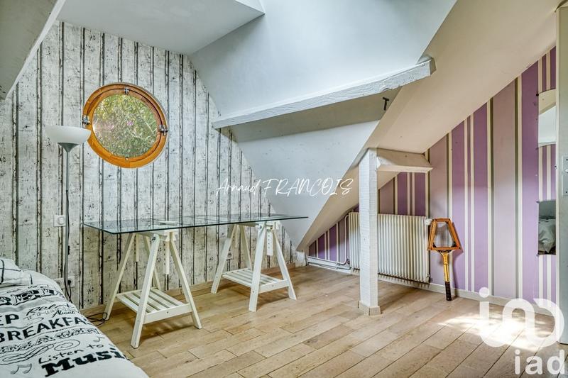 Maison - 184 m² - 9 pièces