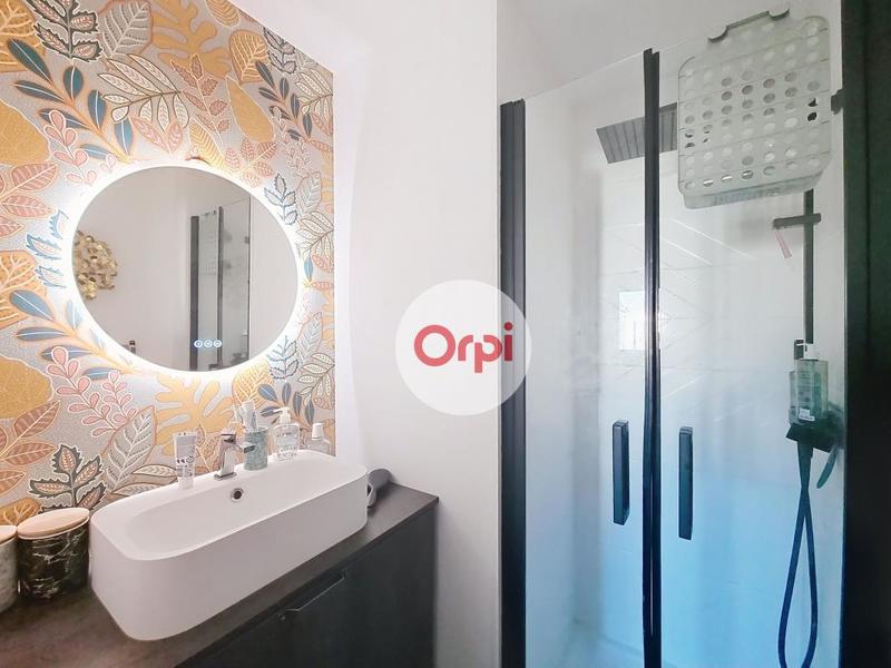 Maison - 96 m² - 5 pièces