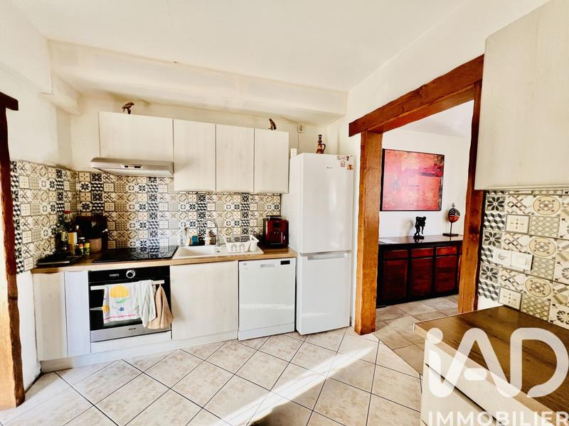 Maison - 99 m² - 6 pièces