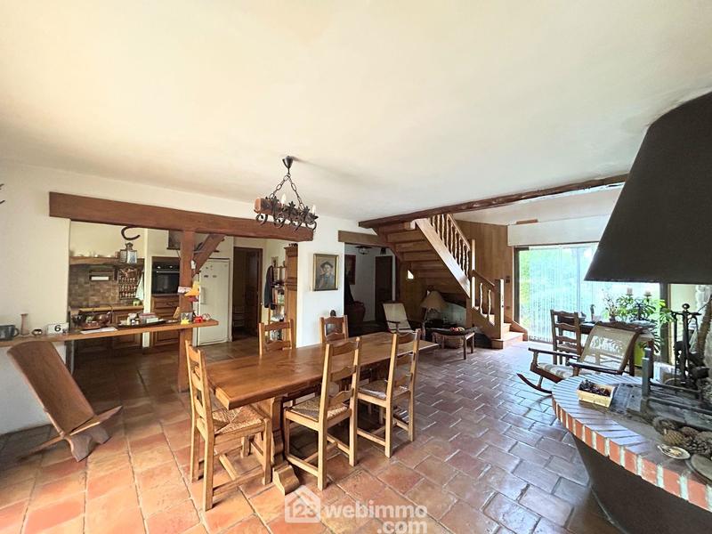 Maison - 157 m² - 5 pièces