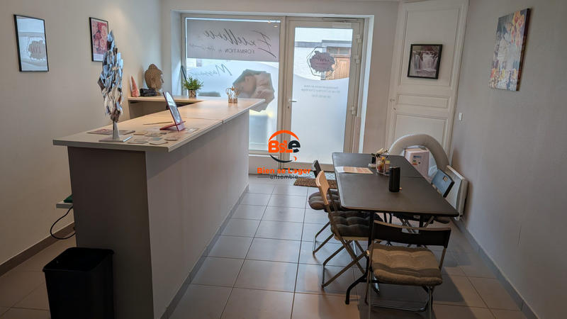 Local commercial - 42 m² - 2 pièces