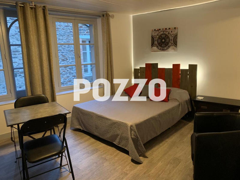 Immeuble - 150 m² - 8 pièces