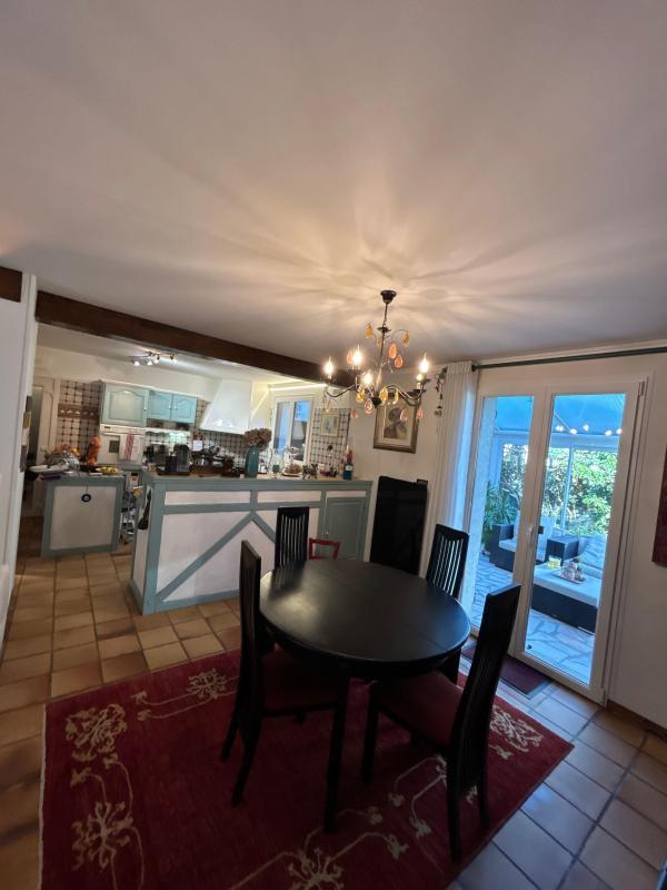 Maison - 96 m² - 4 pièces