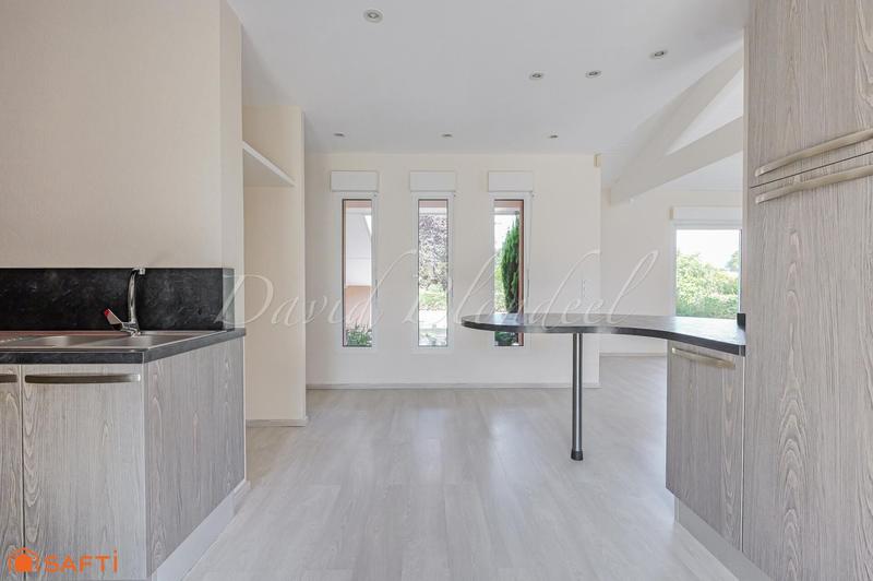 Maison - 111 m² - 5 pièces