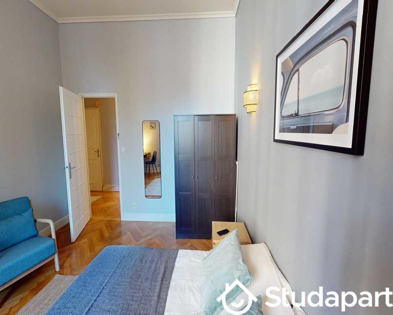 Chambre - 90 m² - 1 pièce