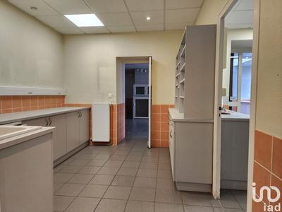 Local commercial - 143 m²