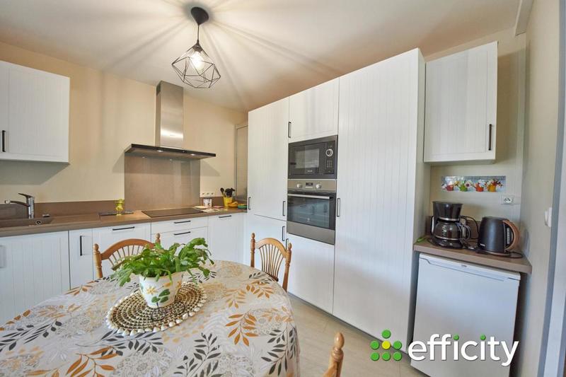 Appartement - 82 m² - 3 pièces