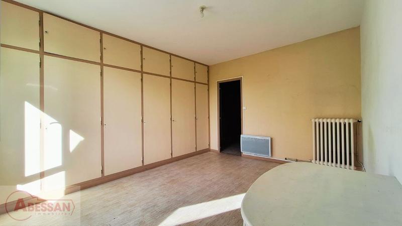 Maison - 226 m² - 9 pièces