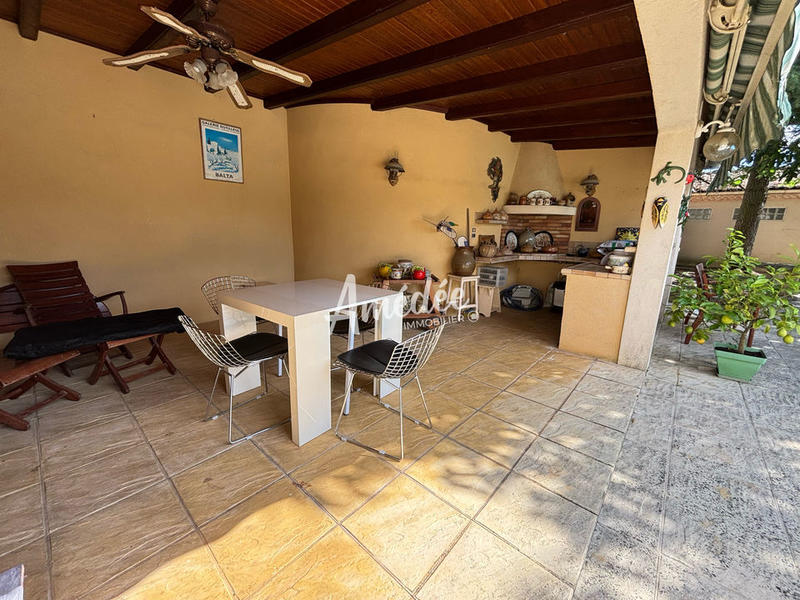 Maison traditionnelle - 228 m² - 5 pièces