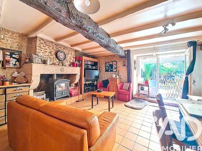 Maison - 275 m² - 11 pièces