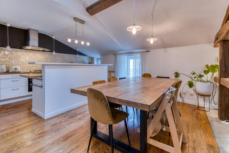 Appartement - 85 m² - 5 pièces