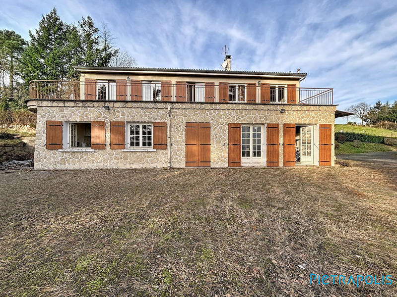 Maison - 146 m² - 6 pièces