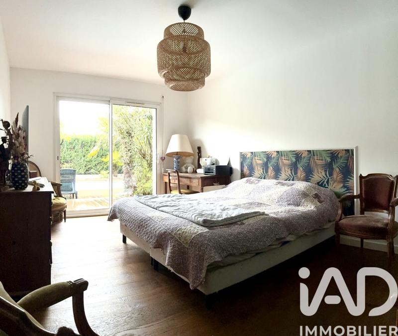 Maison - 170 m² - 6 pièces