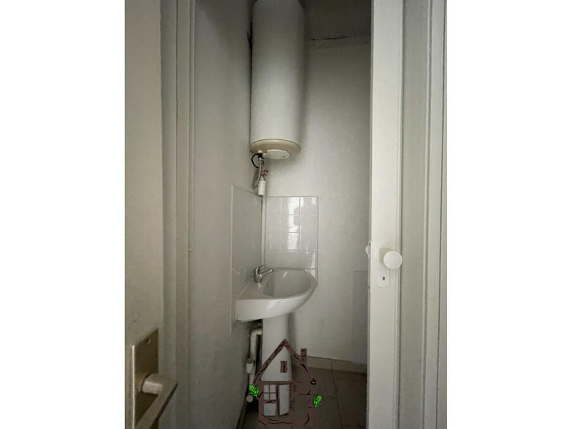 Local commercial - 22 m² - 1 pièce