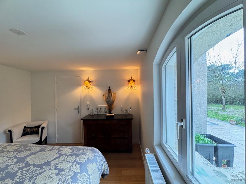 Maison - 250 m² - 7 pièces