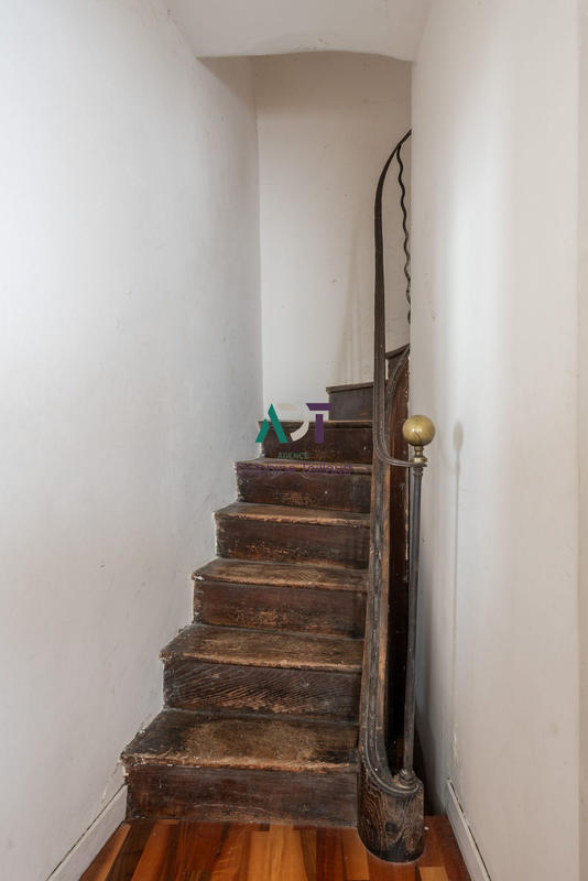 Appartement - 163 m² - 6 pièces