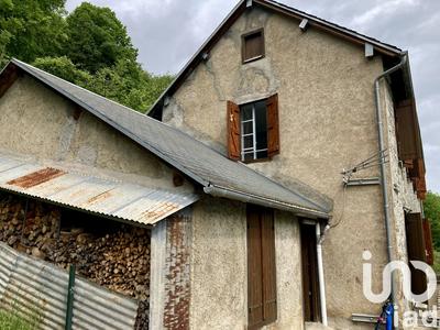 Maison - 104 m² - 5 pièces