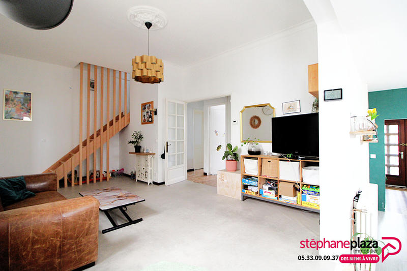 Maison - 100 m² - 5 pièces