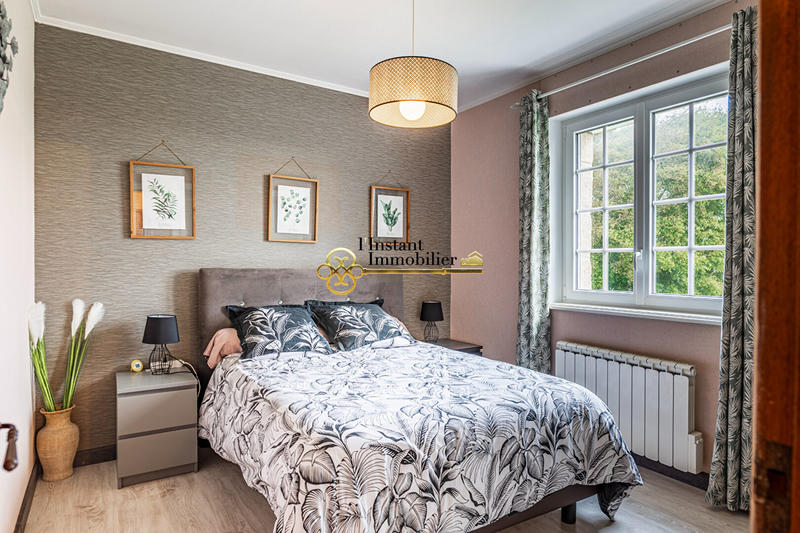 Demeure - 185 m² - 7 pièces