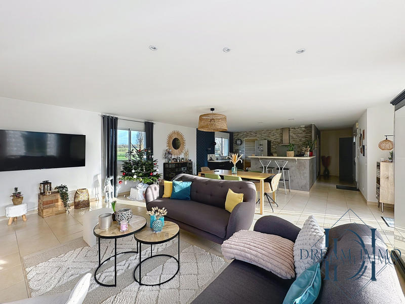 Maison - 155 m² - 5 pièces