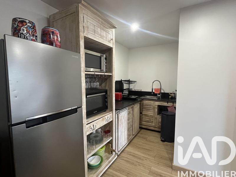 Maison - 237 m² - 8 pièces