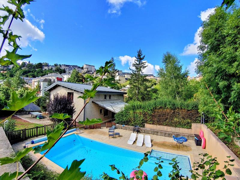 Maison bourgeoise - 350 m² - 10 pièces