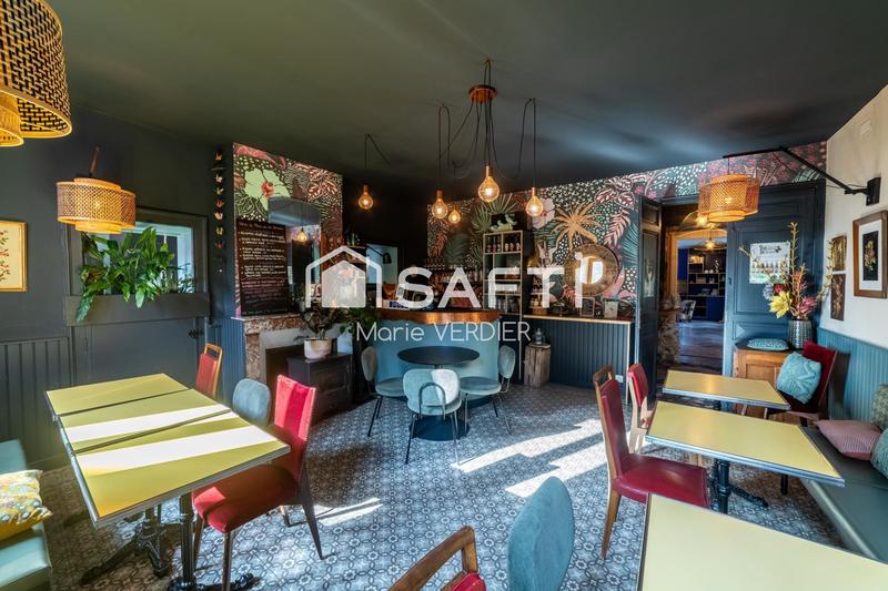 Maison - 270 m² - 8 pièces