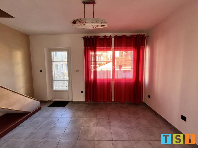 Maison - 182 m² - 5 pièces