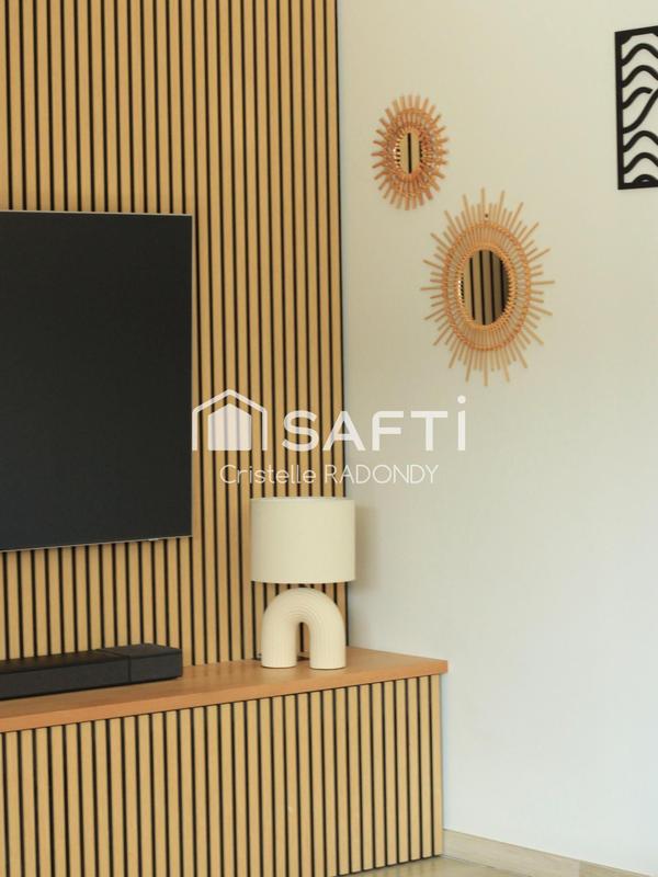 Maison - 219 m² - 5 pièces