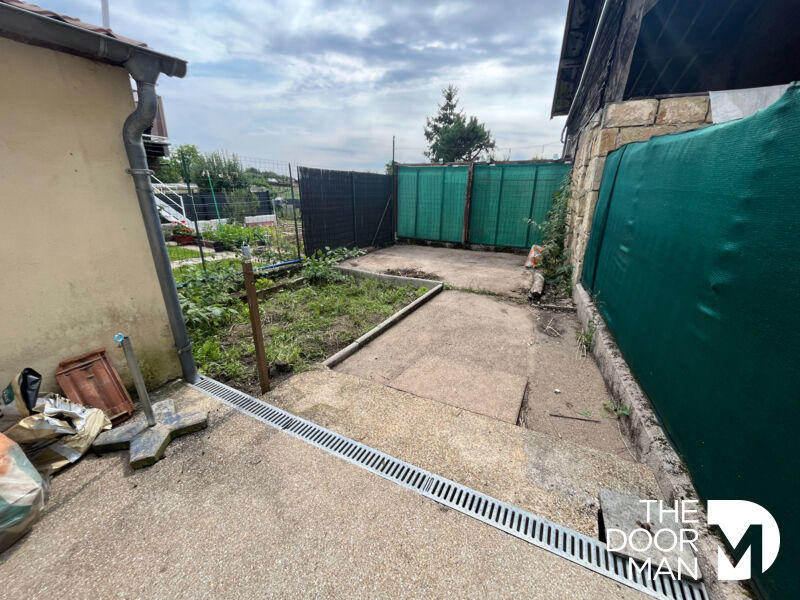 Maison - 96 m² - 5 pièces