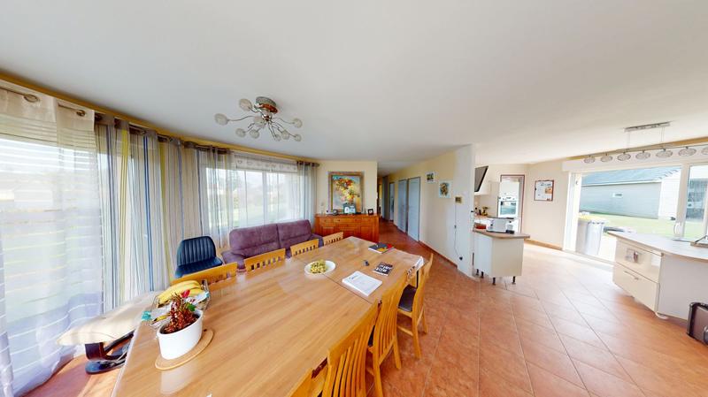 Maison - 152 m² - 5 pièces