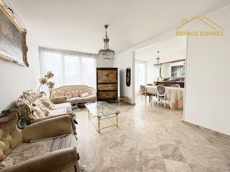 Appartement - 98 m² - 5 pièces