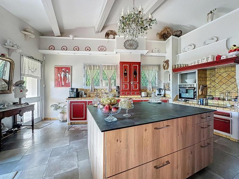 Maison d'architecte - 255 m² - 6 pièces