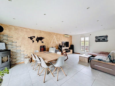 Maison - 112 m² - 7 pièces