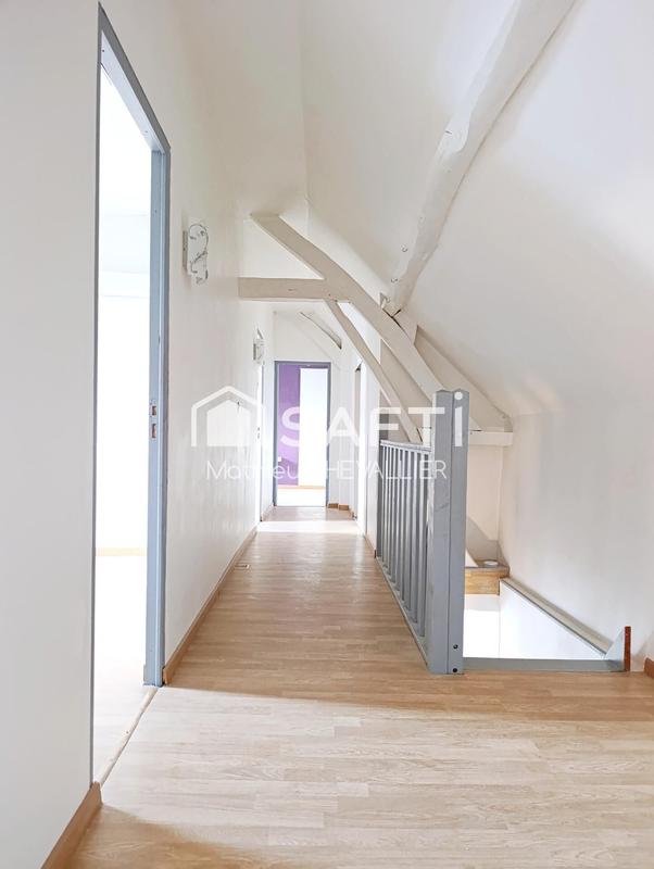 Maison - 150 m² - 8 pièces