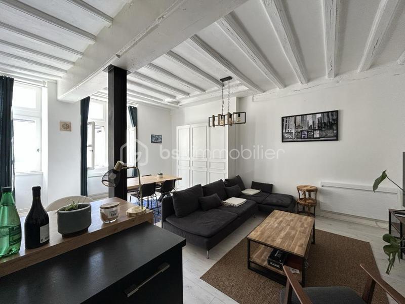 Loft - 63 m² - 2 pièces
