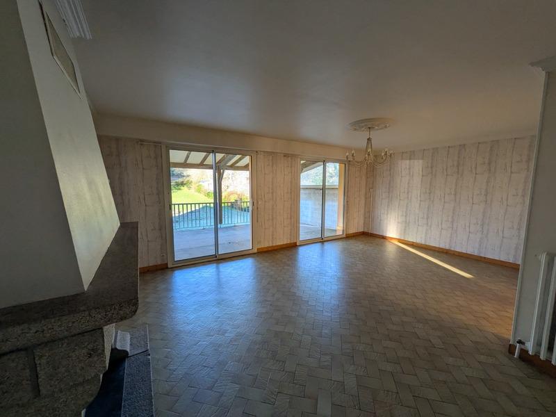 Maison - 170 m² - 7 pièces