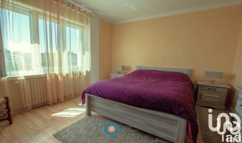 Maison - 247 m² - 10 pièces