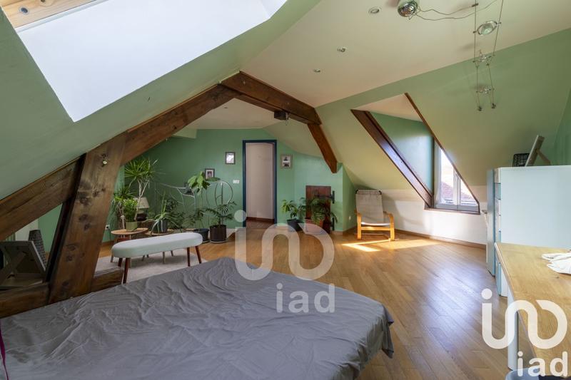 Maison de village - 250 m² - 7 pièces