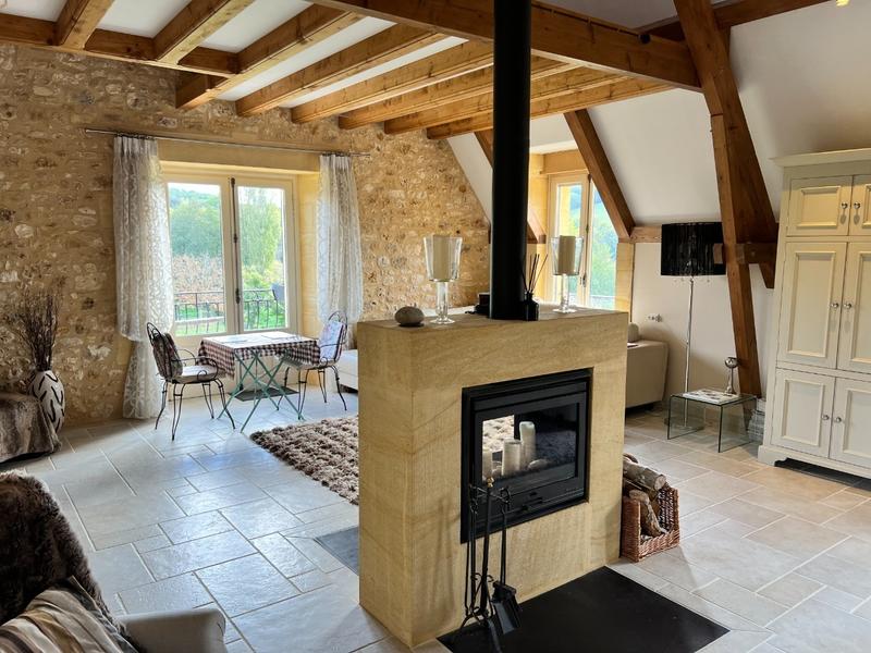 Demeure - 450 m² - 9 pièces