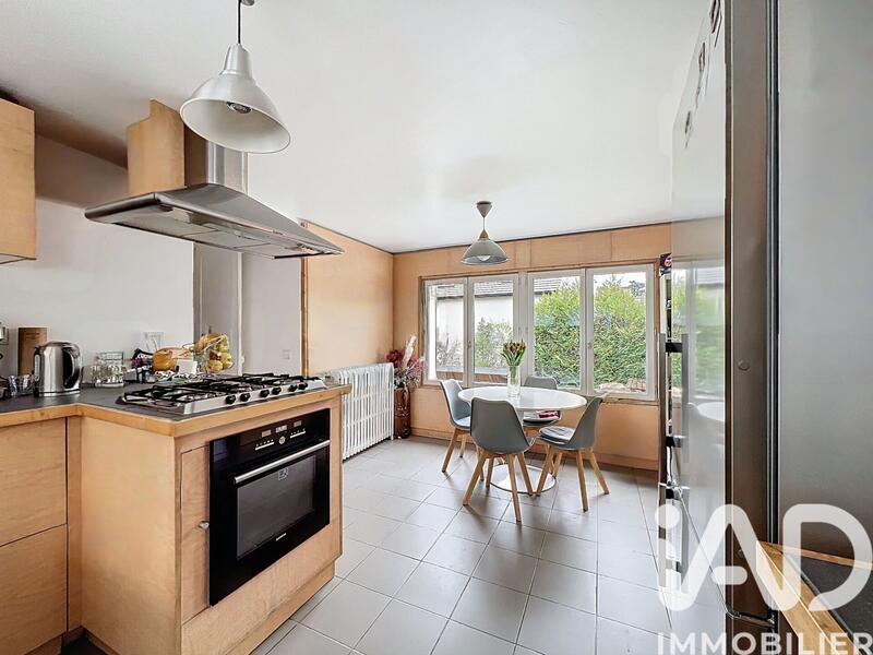 Maison - 156 m² - 6 pièces